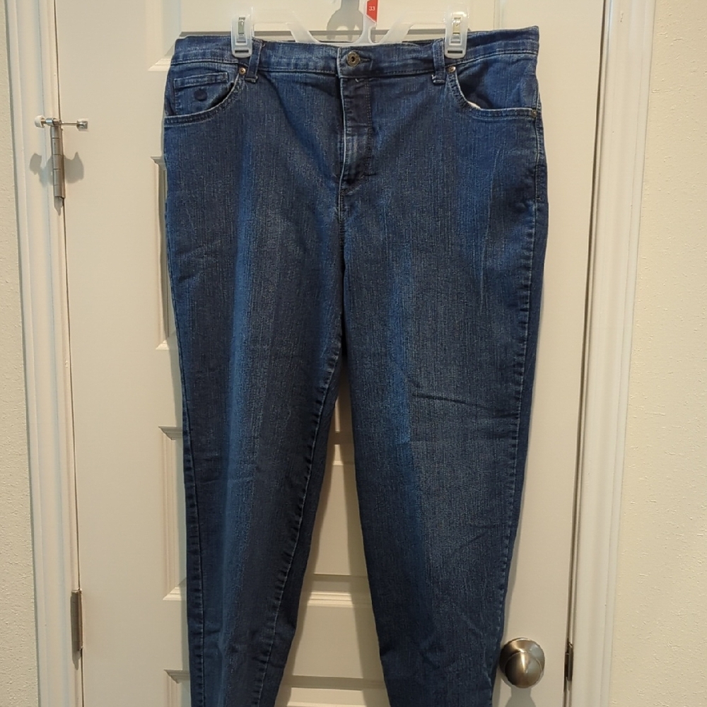 Gloria Vanderbilt Amanda Blue Straight Leg Jeans Classic Style
